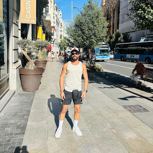 Meet your Posher, Larry